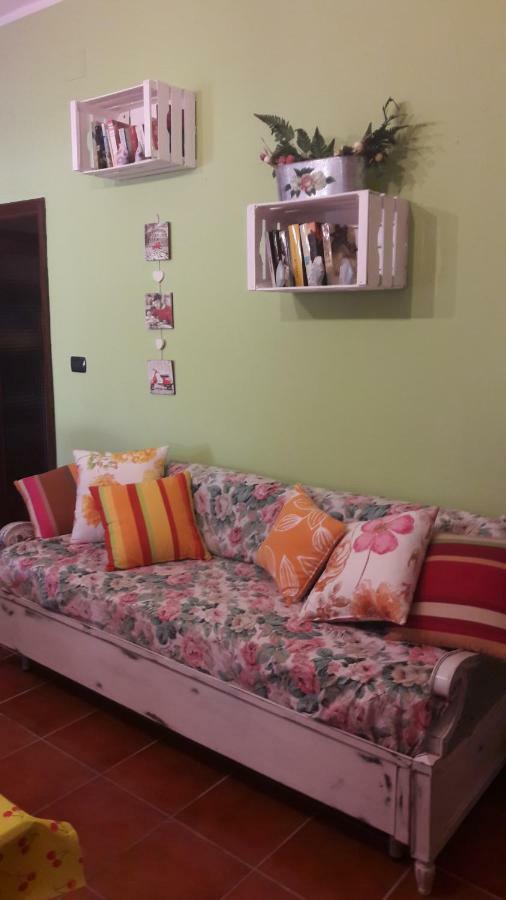 Casa Marina Lu Tuvaraggiu Casa Vacanze 索尔索 外观 照片
